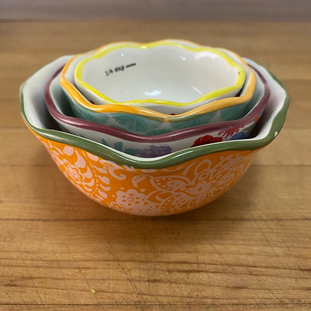 Pioneer Woman Measuring Cup Set
